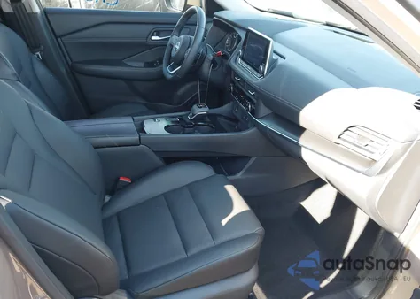 2024 Nissan Rogue Sv Fwd z USA, uszkodzony, nr VIN 5N1BT3BA0RC724723